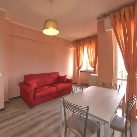 מלון דירות Riviera