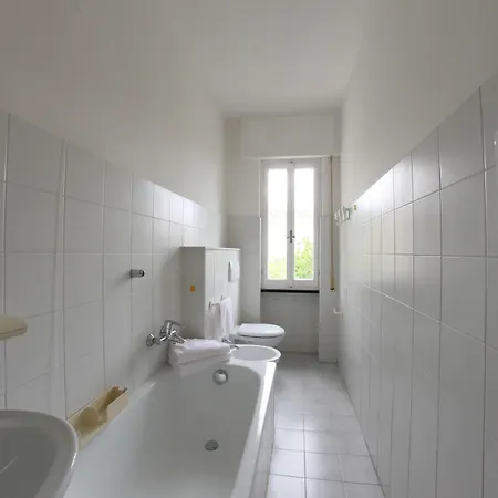 Riviera 2* פייטרה ליגורה