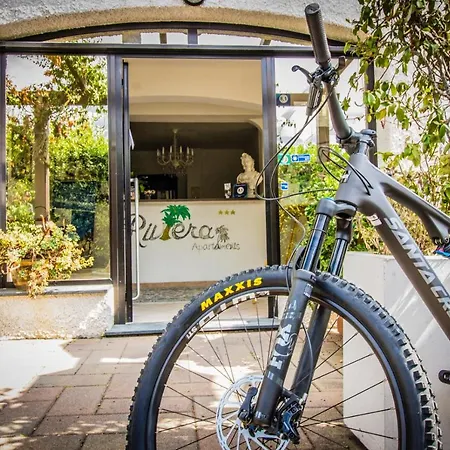 מלון דירות Riviera 2*