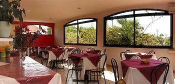 Riviera 2*