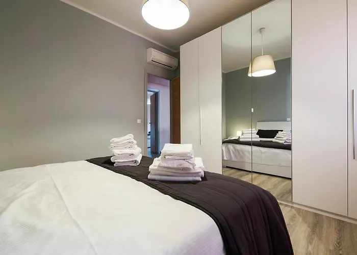 Riviera 2*